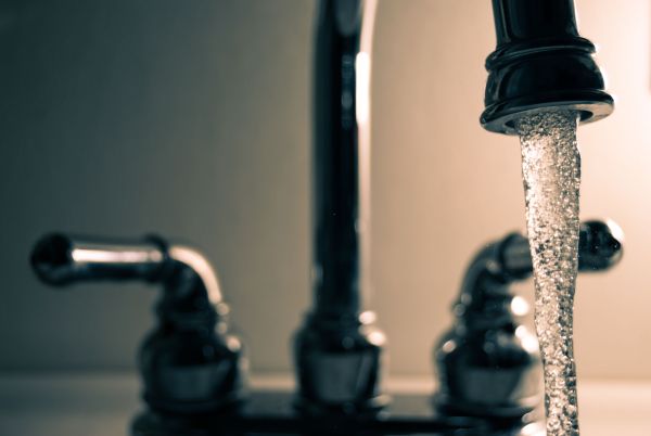 Optimisez votre confort avec un adoucisseur d'eau efficace